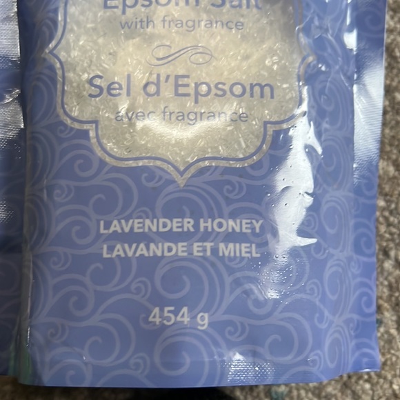 Alibi epsom salt with fragrance.it contains lavender and honey. - Picture 3 of 3
